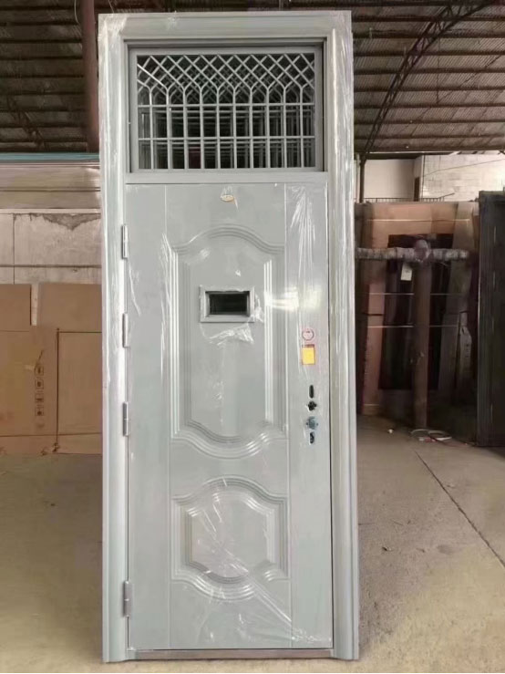 英吉沙学校教室门 英吉沙学校教室门